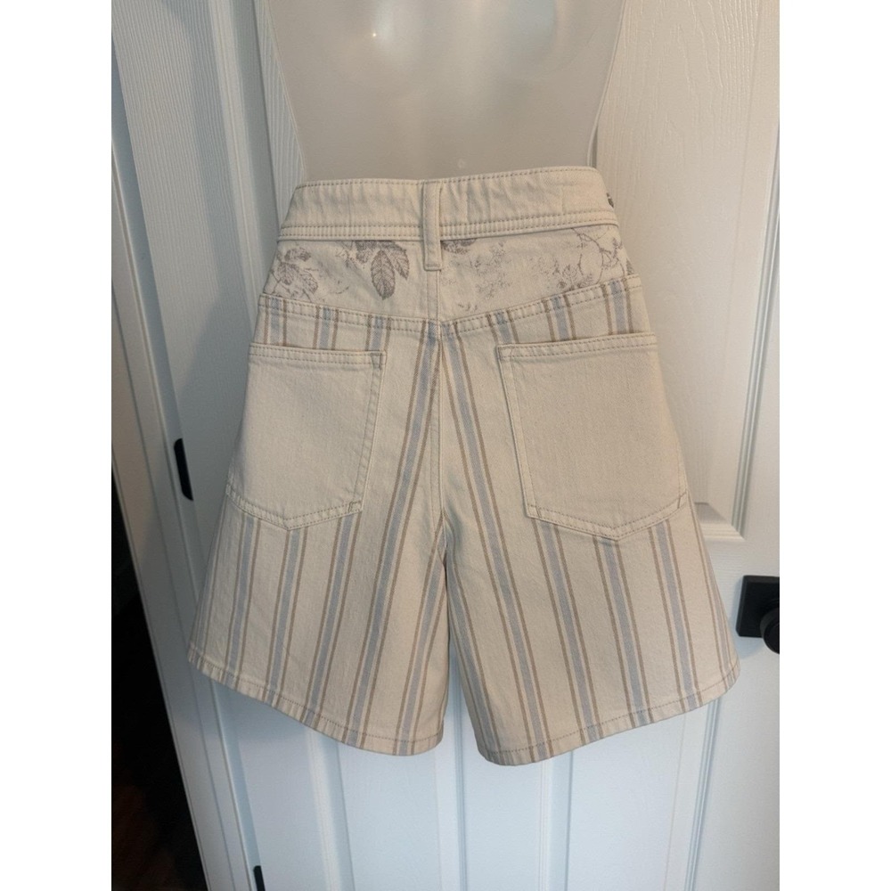 Pilcro By Anthropologie Cream Blue Slim Boyfriend Striped Floral Shorts Size 28 - Picture 2 of 7